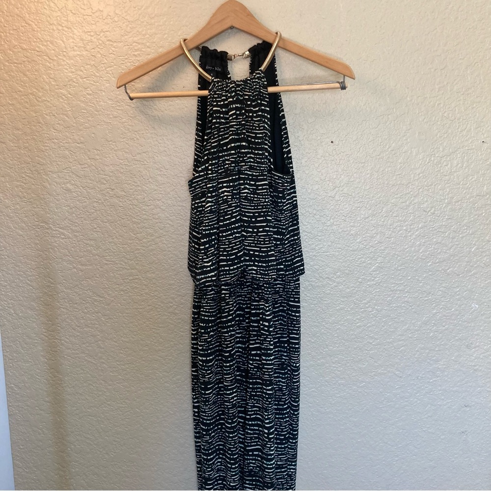 Ivy Blu Black & White Patterned Pant Bohemian dress with metallic clasp design 4